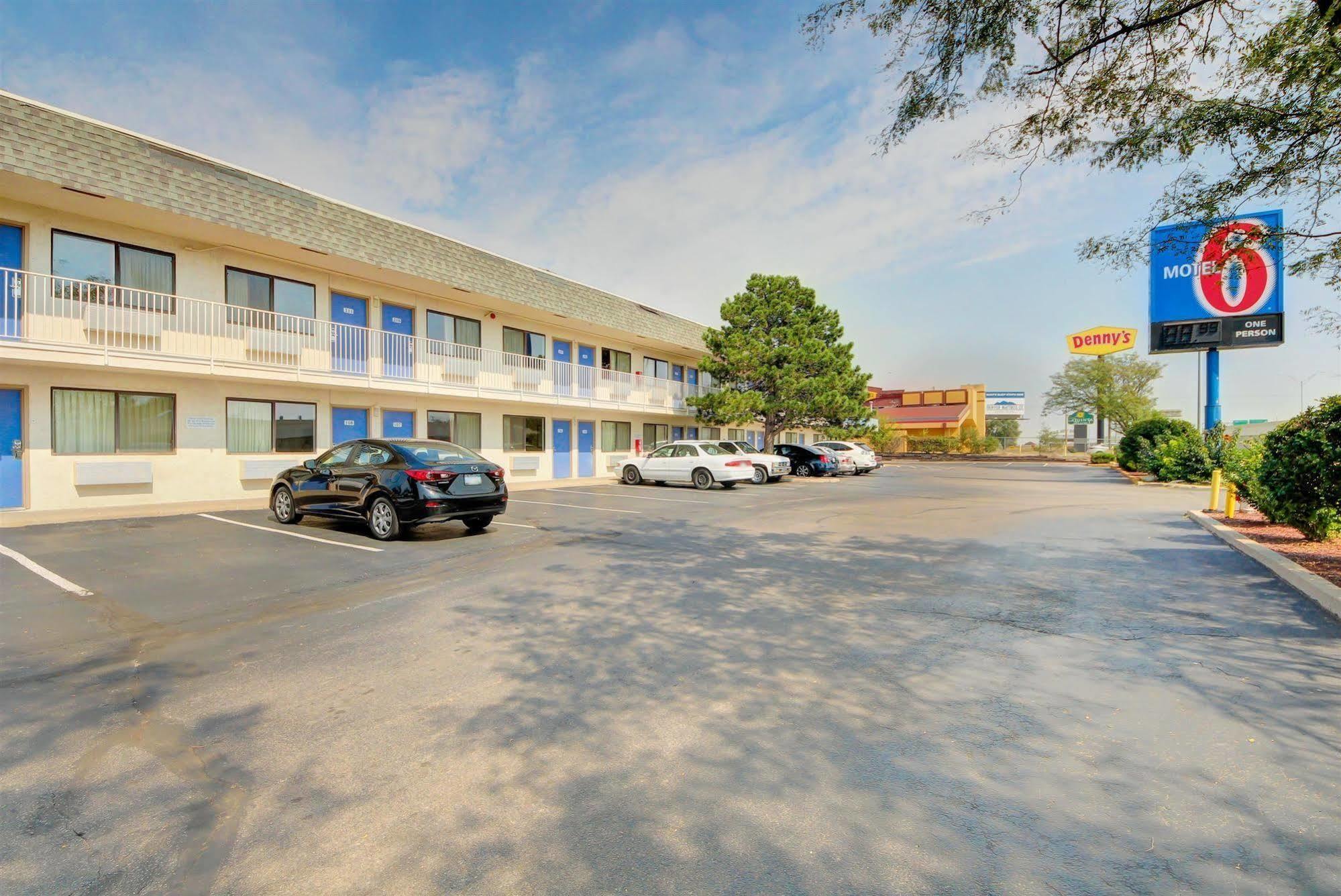 Motel 6-Wichita, Ks - Airport Ngoại thất bức ảnh